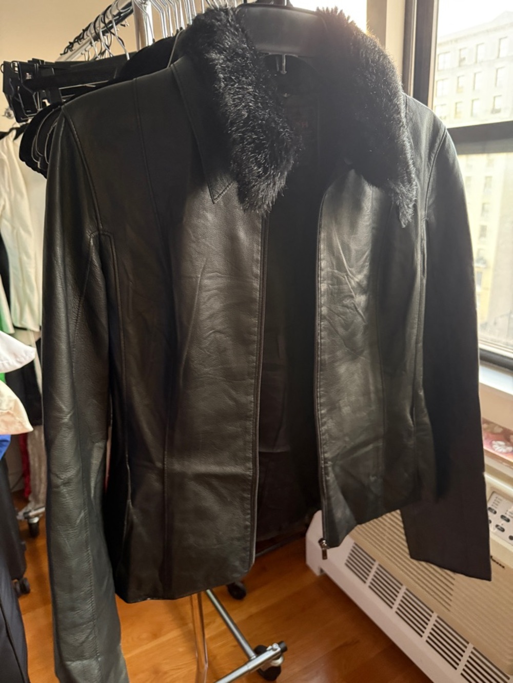 90’s Ralph Lauren Black Leather Jacket w/ Removable Fur Collar – Size M